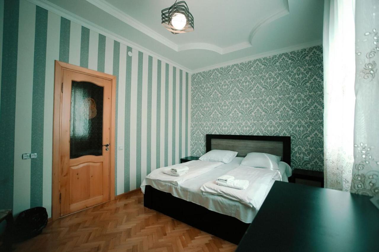 Apartment Old คูทายสิ ภายนอก รูปภาพ